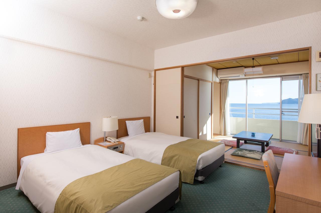 Wisterian Life Club Atami Otel Atami  Dış mekan fotoğraf